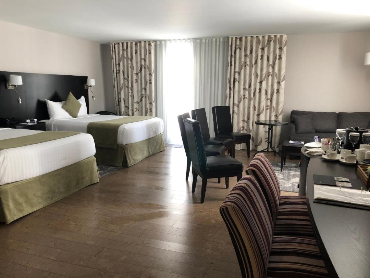 Auberge Des Gallant Rigaud Eksteriør billede